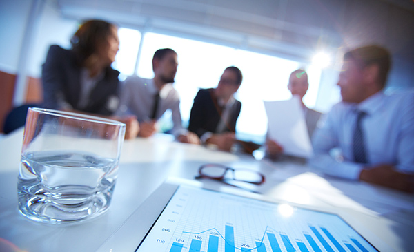 photodune-6195190-financial-analysis-m